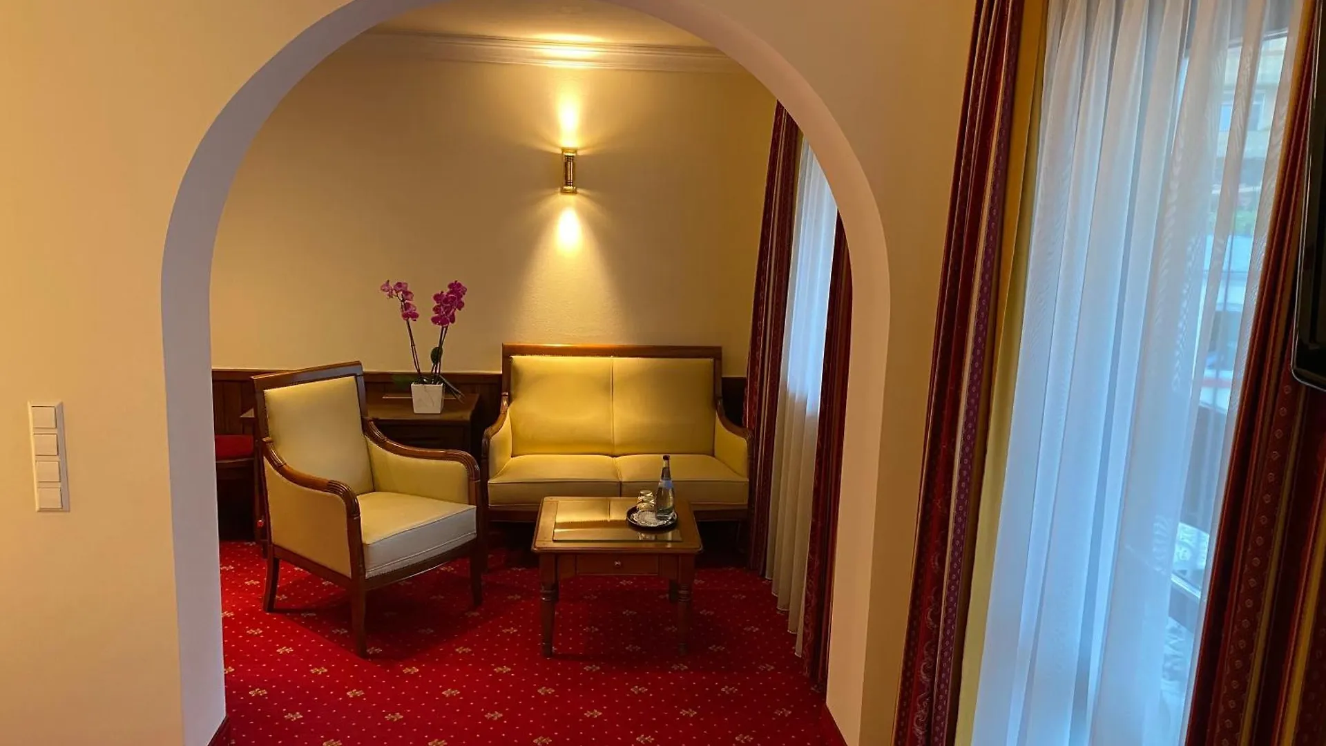 Zur Weinsteige Otel Stuttgart