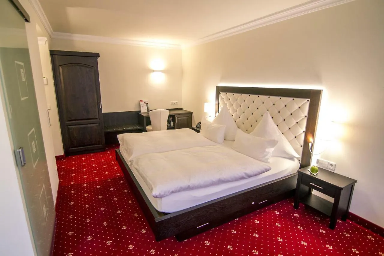 Zur Weinsteige Otel Stuttgart 4*,  Almanya