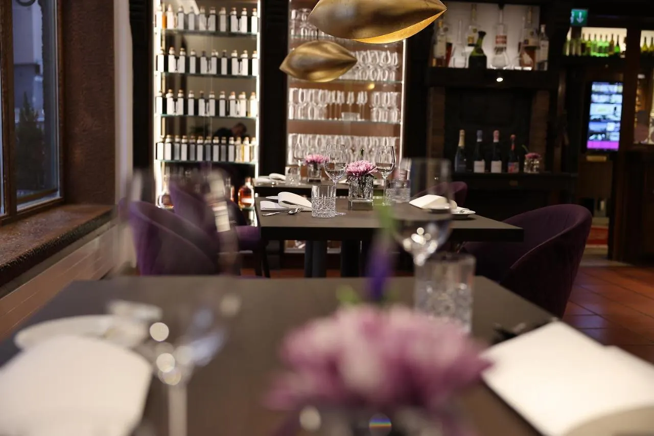 Zur Weinsteige Hotel Stuttgart 4*,  Germany